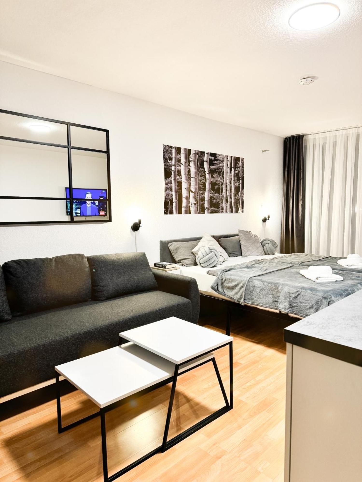 Modern Living In Karlsruhe - Frieden Apartments Exteriör bild
